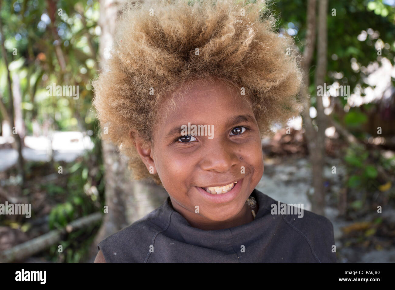 Blonde Solomon Island boy Stockfoto