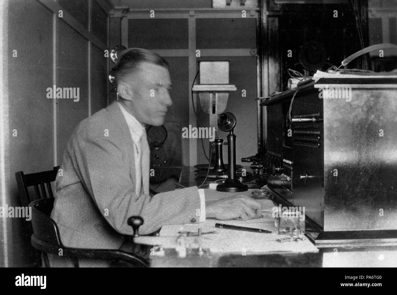 8 4 RK Studio in der Rockhampton Post, März 1931 Stockfoto