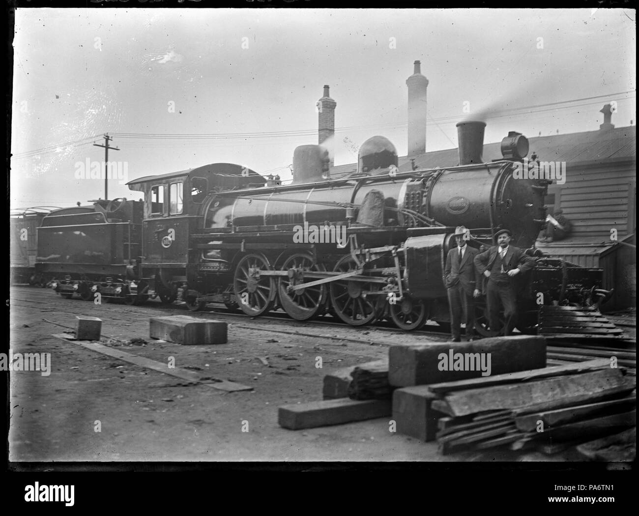 9A Klasse Lokomotive (New Zealand Railways, Nummer 161, 4-6-2), wahrscheinlich Addington, Christchurch ATLIB 275508 Stockfoto