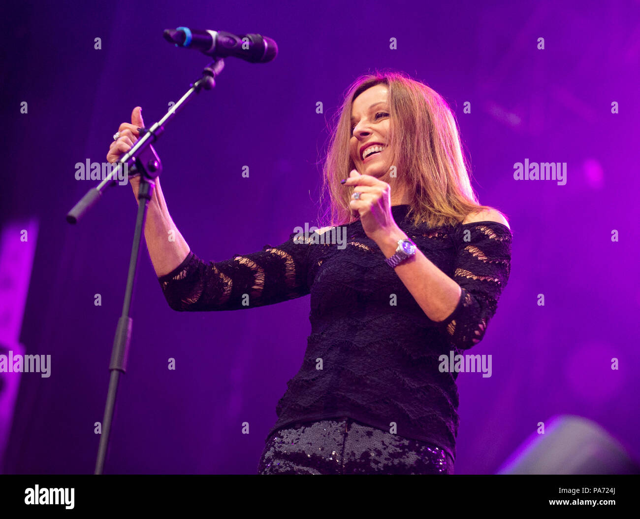 Edinburgh, Midlothian, Großbritannien. 20,07, 2018. Bilder: Die 80er Jahre Mädchenband Bananarama spielt auf der Esplanade des Edinburgh Castle.Quelle: Alamy/Ian Jacobs Stockfoto