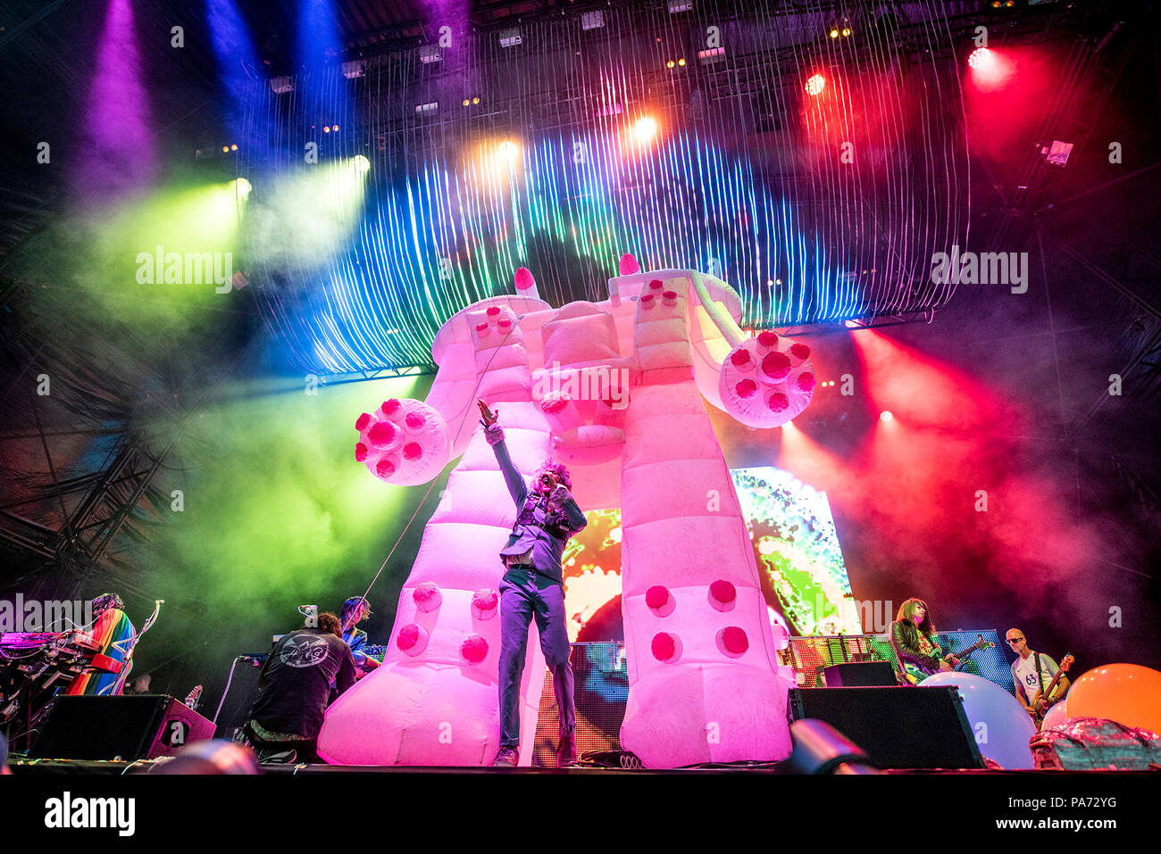 Cheshire, Großbritannien. 20. Juli 2018. Die Flaming Lips Schlagzeile Tag 2 des Bluedot Festival 2018 20/07/2018 Credit: Gary Mather/Alamy leben Nachrichten Stockfoto