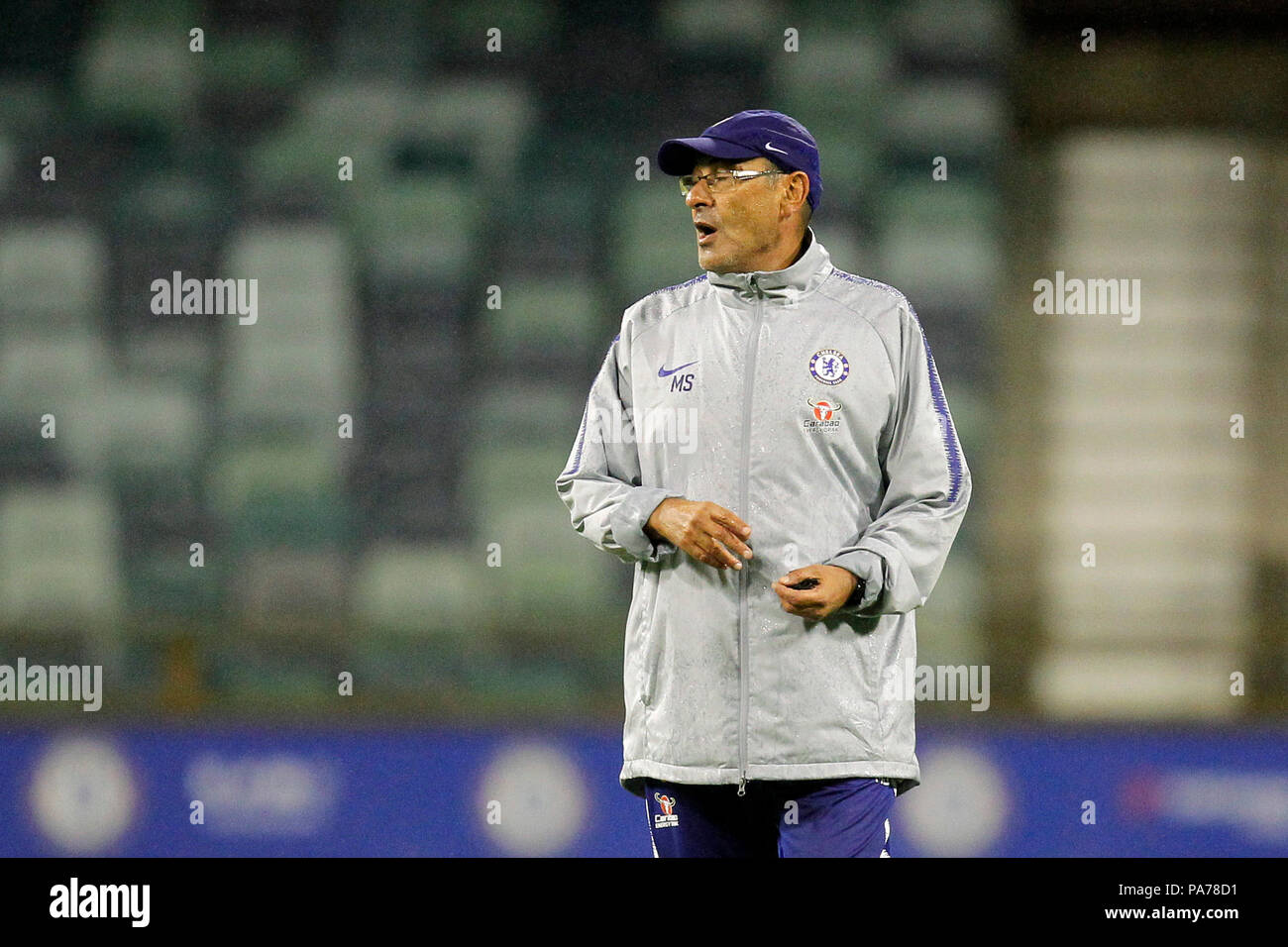 Das waca, Perth, Australien. 21. Juli 2018. Chelsea vor Jahreszeit Tour durch Australien, offenen Training; Neue Chelsea Manager Maurizio Sarri Uhren training Credit: Aktion plus Sport/Alamy leben Nachrichten Stockfoto