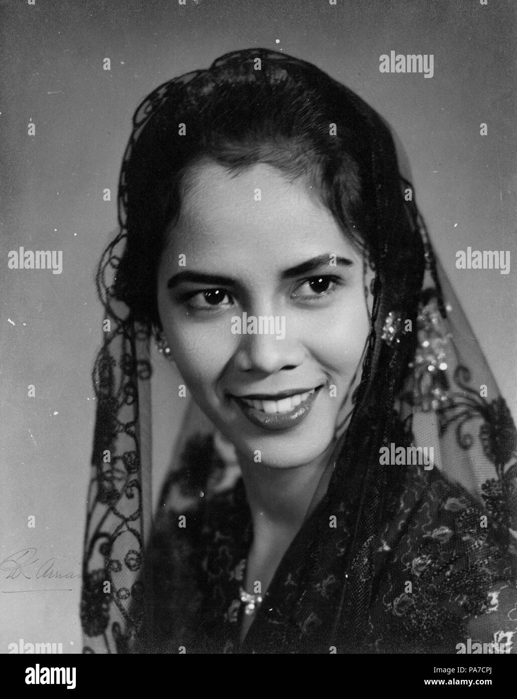 79 Farida Arriany, C. 1960 (signiert) - vor der Restauration Stockfoto