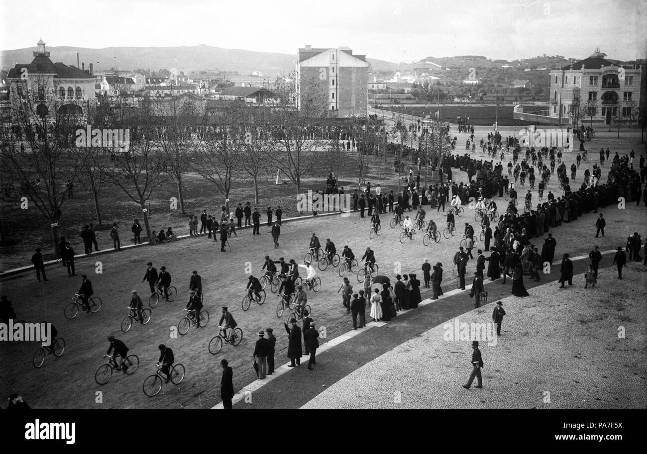 351 Corrida de bicicletas em Lisboa Stockfoto