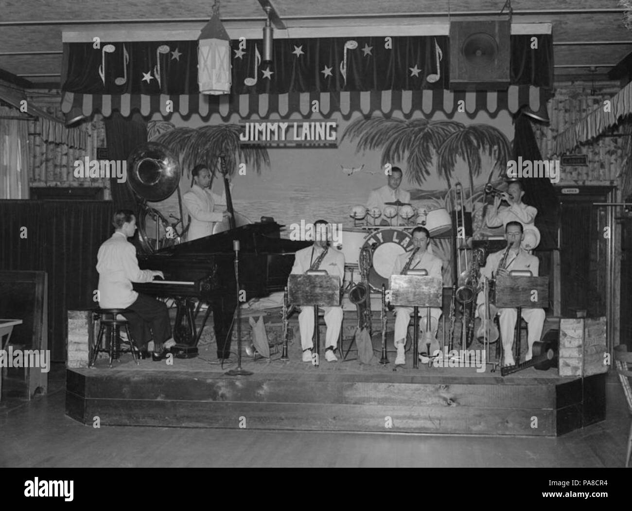 54 kommerziellen Auftrag. Das Maple Inn. Jimmy Laing und Orchester BNQ P48 S1P02224 Stockfoto