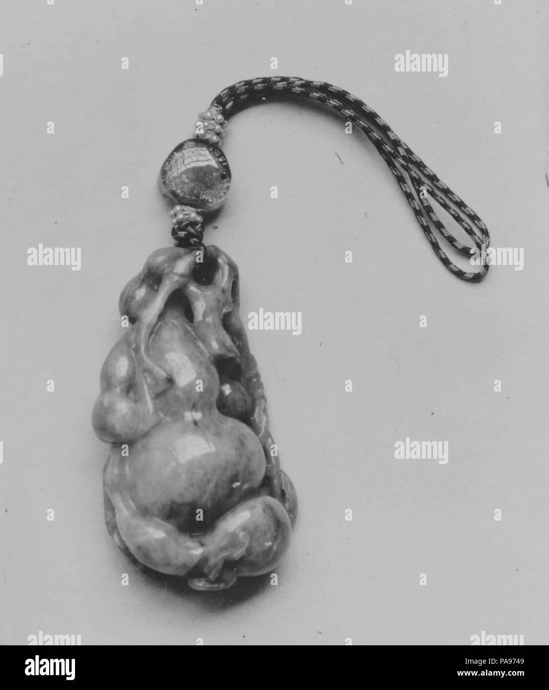 Ornament. Kultur: China. Abmessungen: H.2 1/8 in. (5,4 cm). Datum: 19. Museum: Metropolitan Museum of Art, New York, USA. Stockfoto