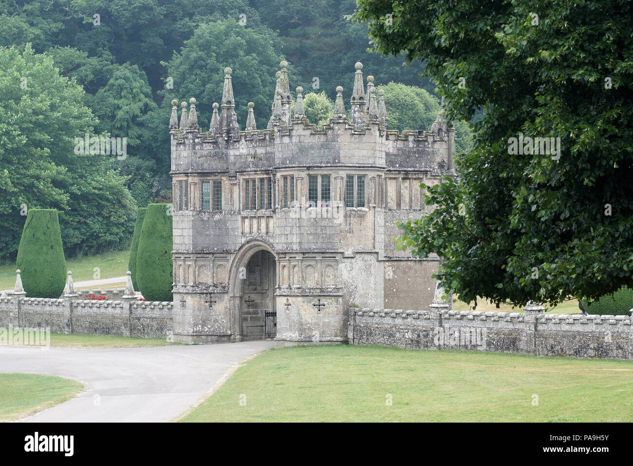 Lanhydrock Gatehouse Stockfoto