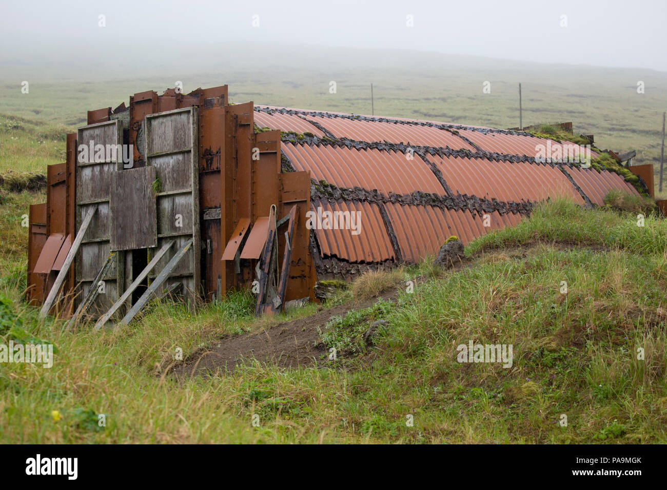 Verlassene Ruinen aus der Aleuten Krieg, Kiska Insel Stockfoto