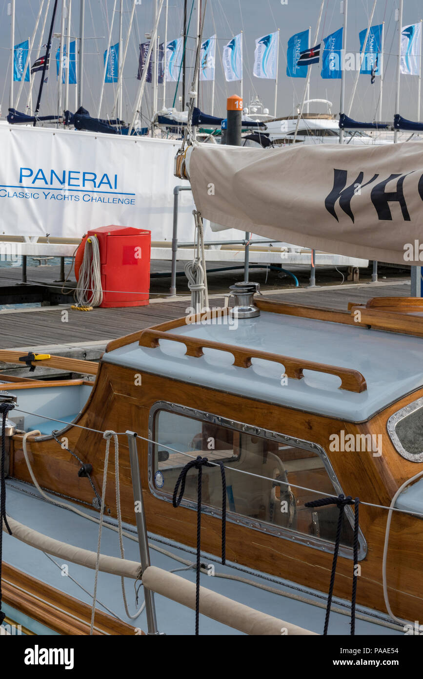 Cowes Yacht Haven während der panerai Uhren gesponsert Classic yacht Woche Regatta. Stockfoto