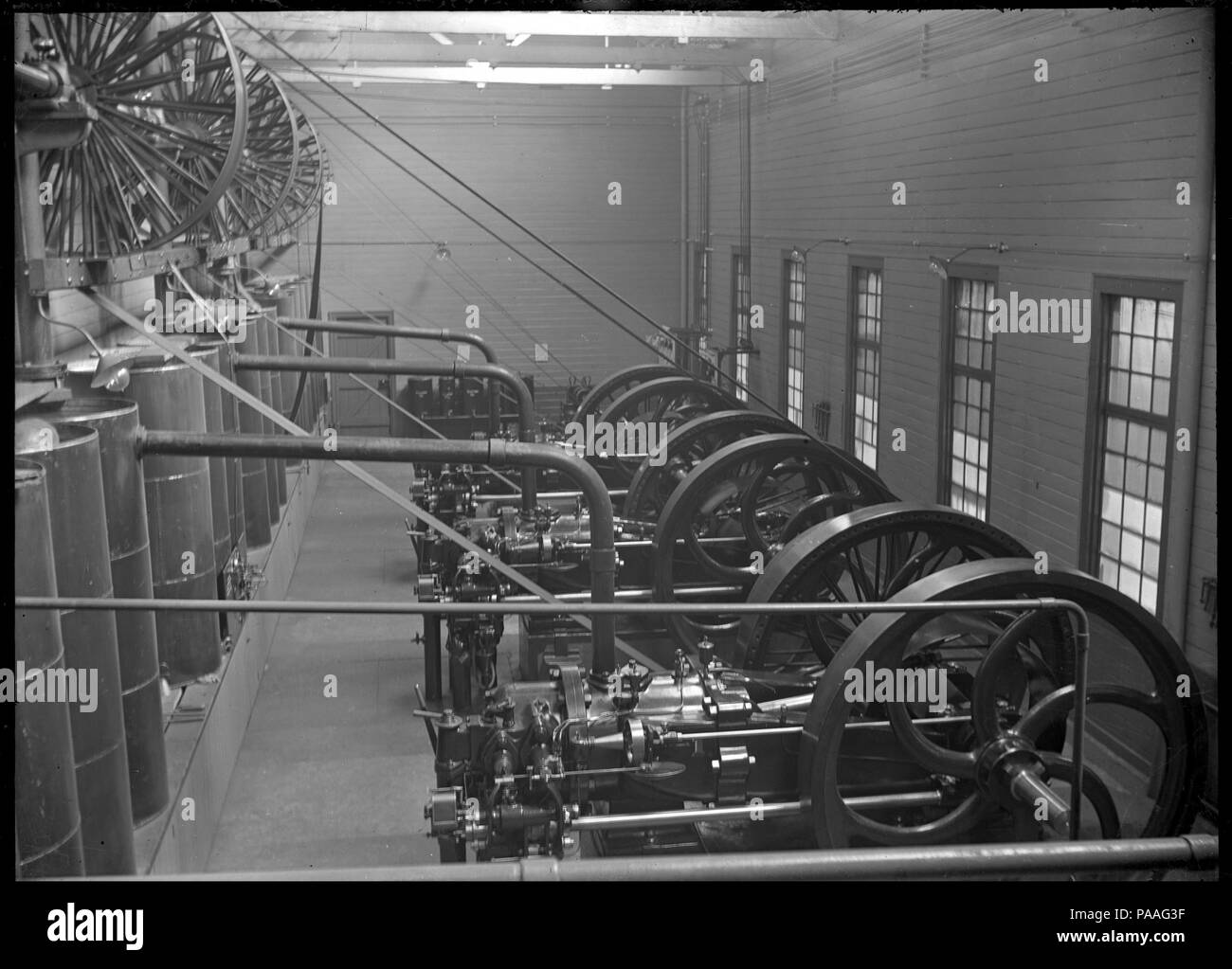 197 Petone Eisenbahn Workshops. Im Maschinenraum. 283434 ATLIB Stockfoto