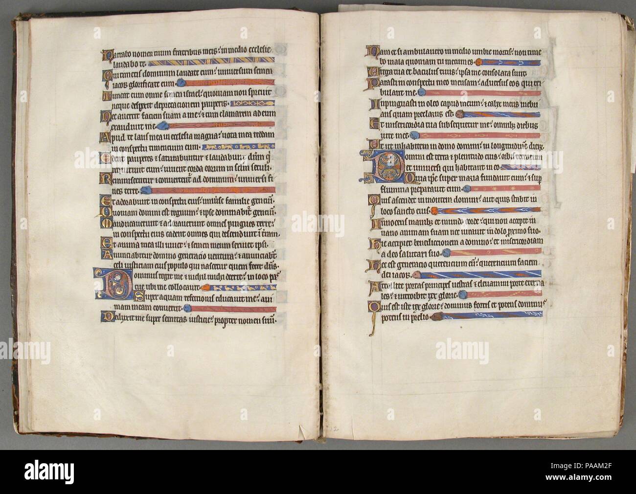 Psalter. Kultur: Britische. Abmessungen: Overall (geschlossen): 11 3/4 x 8 7/16 x 1 1/8 in. (29,8 x 21,5 x 2,8 cm) Insgesamt (Offen): 11 3/4 x 17 1/8 x 1 1/2 in. (29,8 x 43,5 x 3,8 cm). Datum: 13. Museum: Metropolitan Museum of Art, New York, USA. Stockfoto