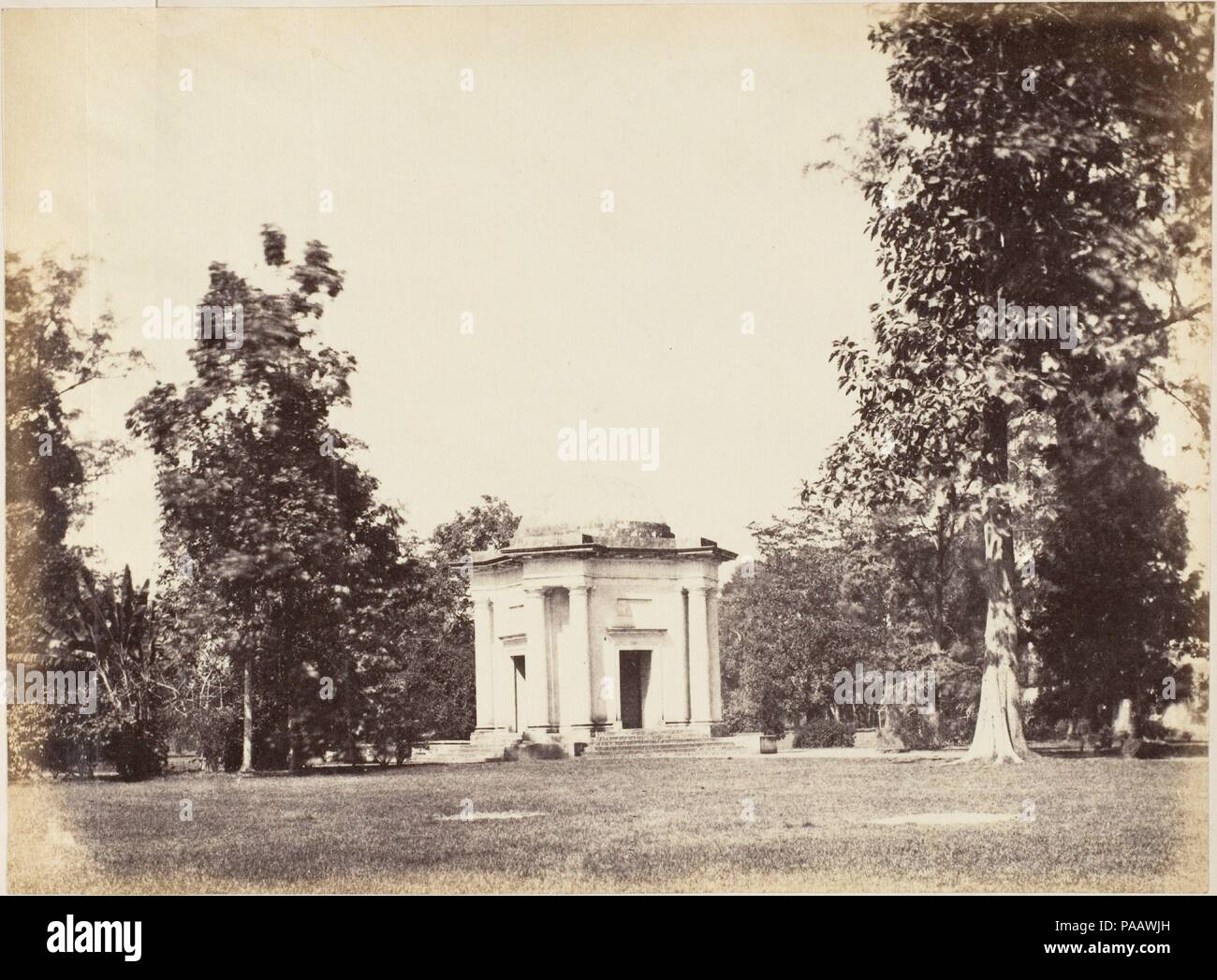 Eingang zum Botanischen Garten, Kalkutta. Artist: Kapitän R. B. Hügel. Abmessungen: Bild: 17,6 x 23,8 cm (6 15/16 x 9 3/8 in.): 21 x 28.1 cm (8 1/4 in. x 11 1/16 in.). Datum: 1850. Museum: Metropolitan Museum of Art, New York, USA. Stockfoto