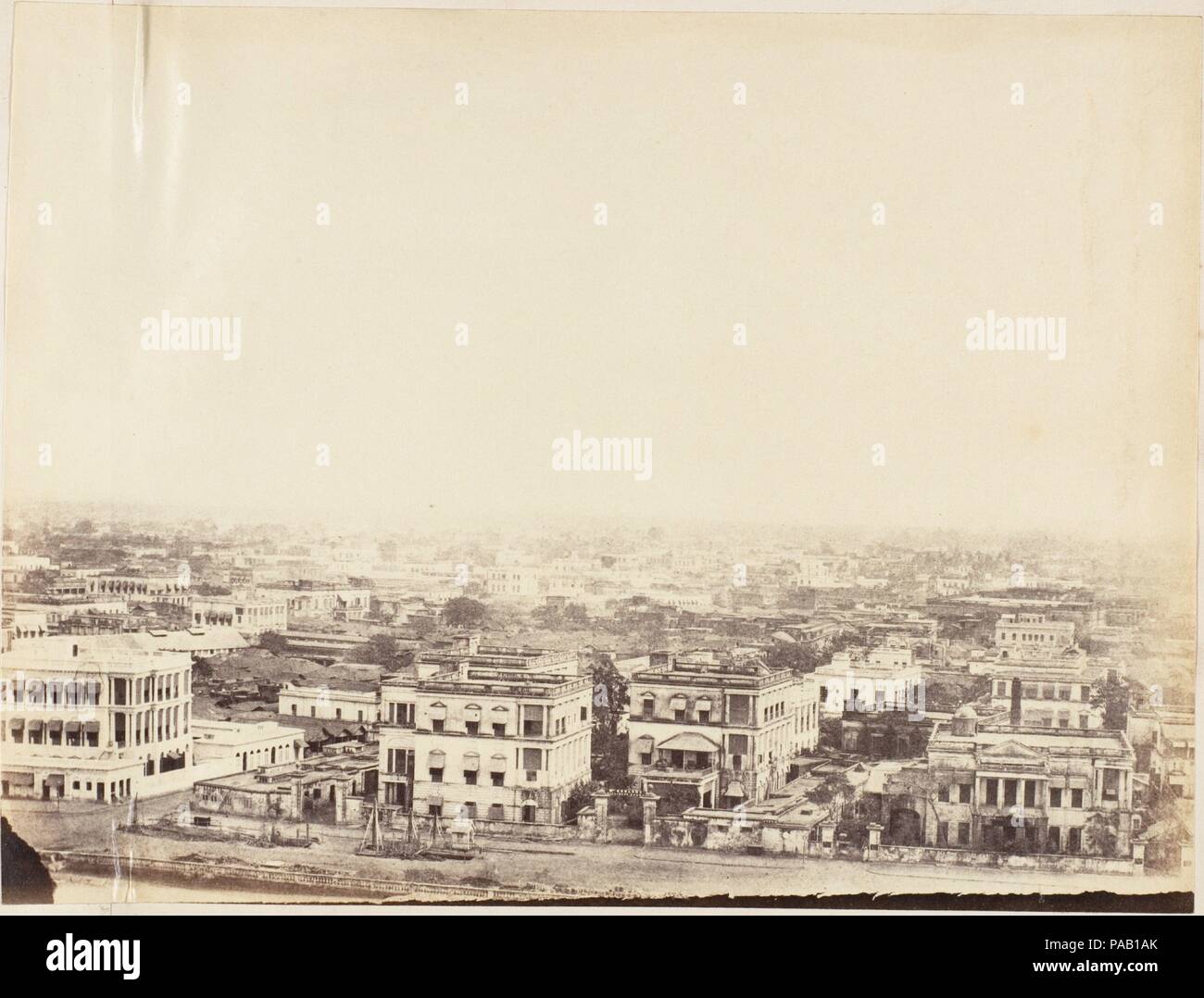[Ansicht der Stadt von der Ochterlony Monument, Kalkutta]. Artist: Kapitän R. B. Hügel. Abmessungen: Bild: 17,6 x 23,4 cm (6 15/16 x 9 3/16 in.) Berg: 21.1 x 28.1 cm (8 5/16 x 11 1/16 in.). Datum: 1850. Museum: Metropolitan Museum of Art, New York, USA. Stockfoto