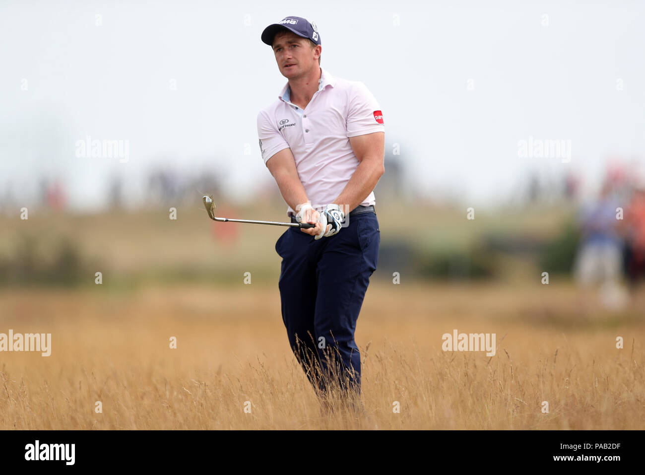 Republik Irland Paul Dunne im 4. Fahrrinne während Tag drei der Open Championship 2018 in Carnoustie Golf Links, Angus. Stockfoto