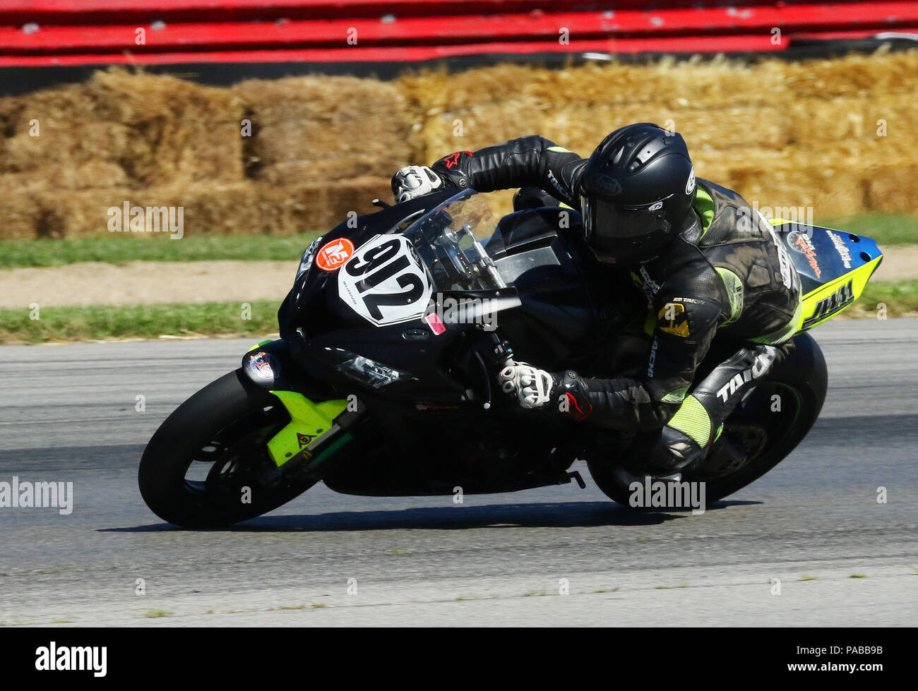 Motorrad 912. Die Tiachi reiten Klage hat eine Menge Abrieb aus einem offensichtlichen besuchen Sie zu Boden. American Motorcycle Association Oldtimer Motorrad Stockfoto