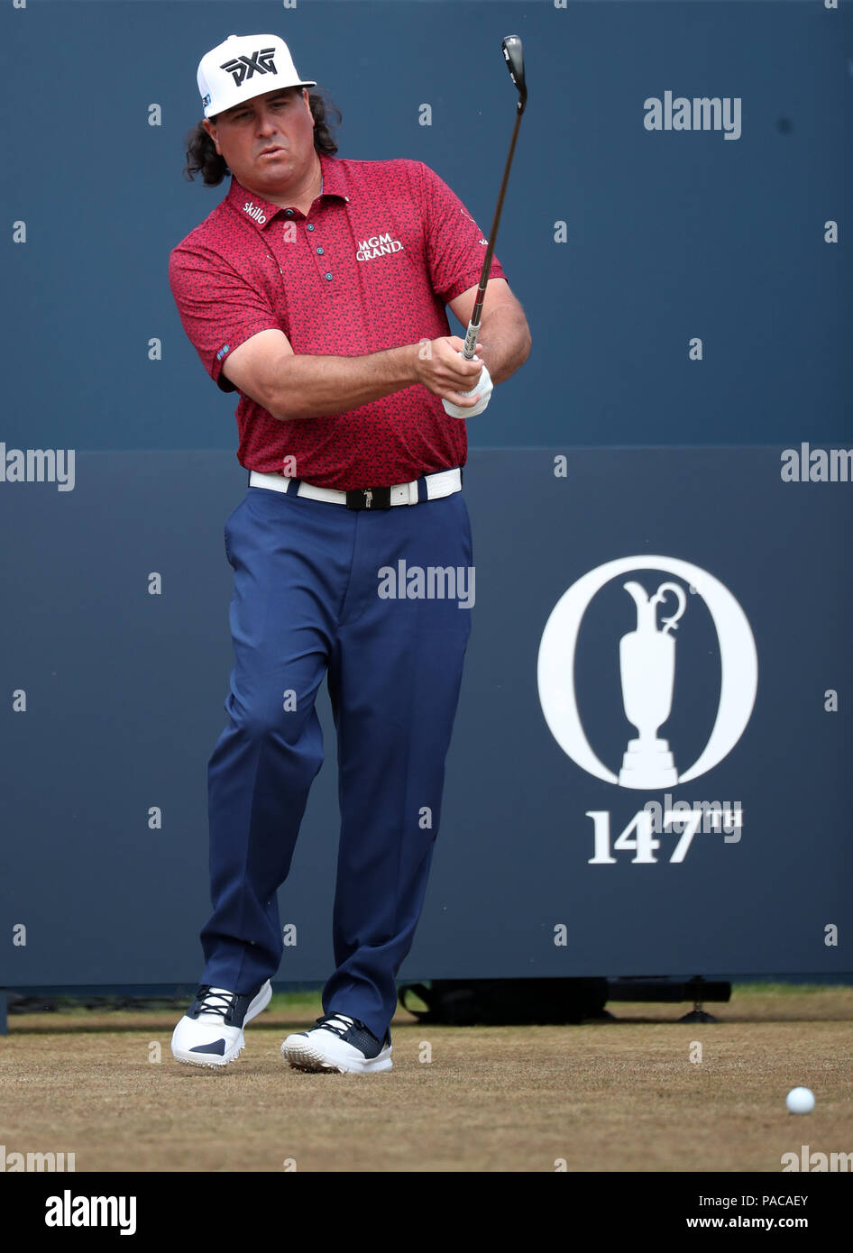 Usas pat perez tees off Fotos und Bildmaterial in hoher Auflösung Alamy