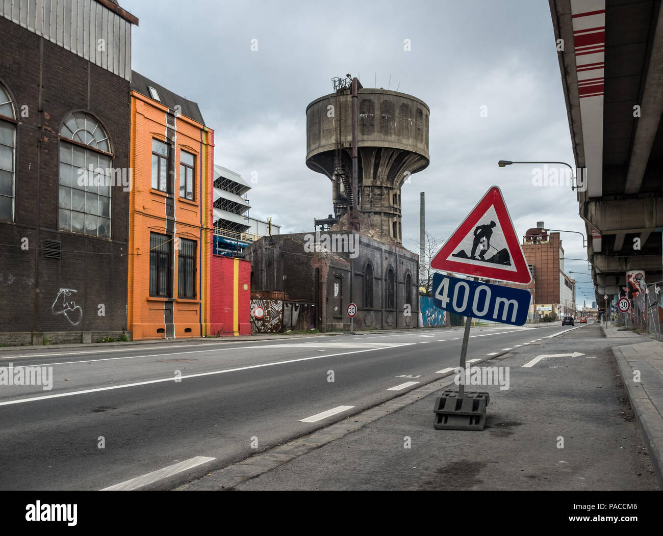Alter Industriestandorte entlang der Route de Mons, Charleroi, Belgien Stockfoto