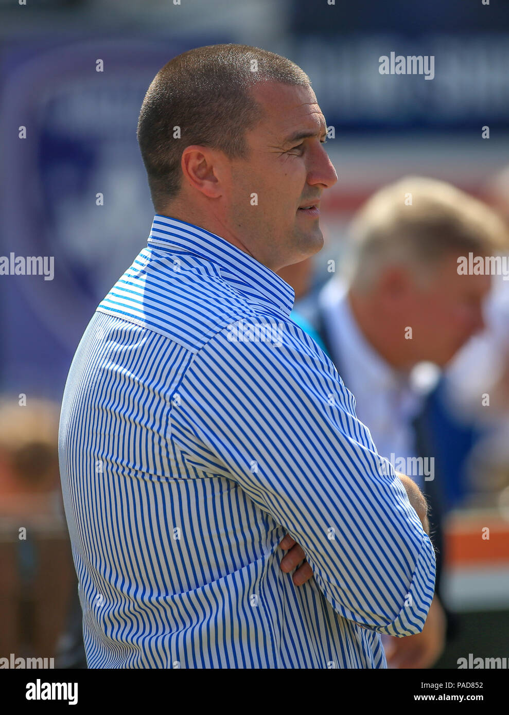 Wakefield, Großbritannien. 22. Juli 2018, Mobile Rakete Stadion, Wakefield, England; Betfred Super League, Rund 22 Wakefield Trinity v-Rumpf FC; Chris Chester Haupttrainer von Wakefield Trinity vor dem Spiel gegen Hull FC Credit entspannt Suchen: Aktuelles Bilder/Alamy leben Nachrichten Stockfoto