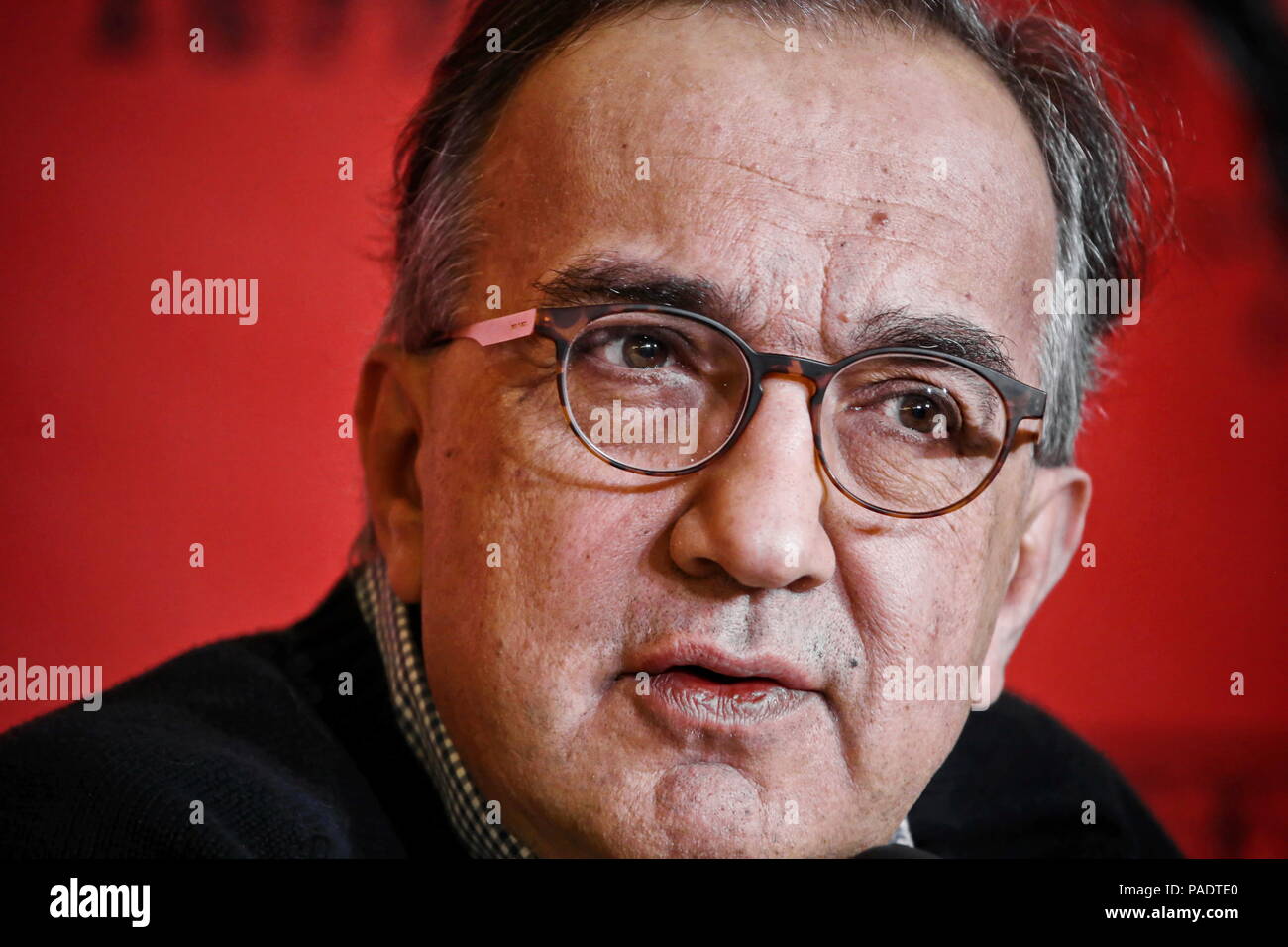 Mailand, Italien - Januar 2016: Sergio Marchionne, Chief Executive Officer von FCA spricht während einer Pressekonferenz von Ferrari Stockfoto