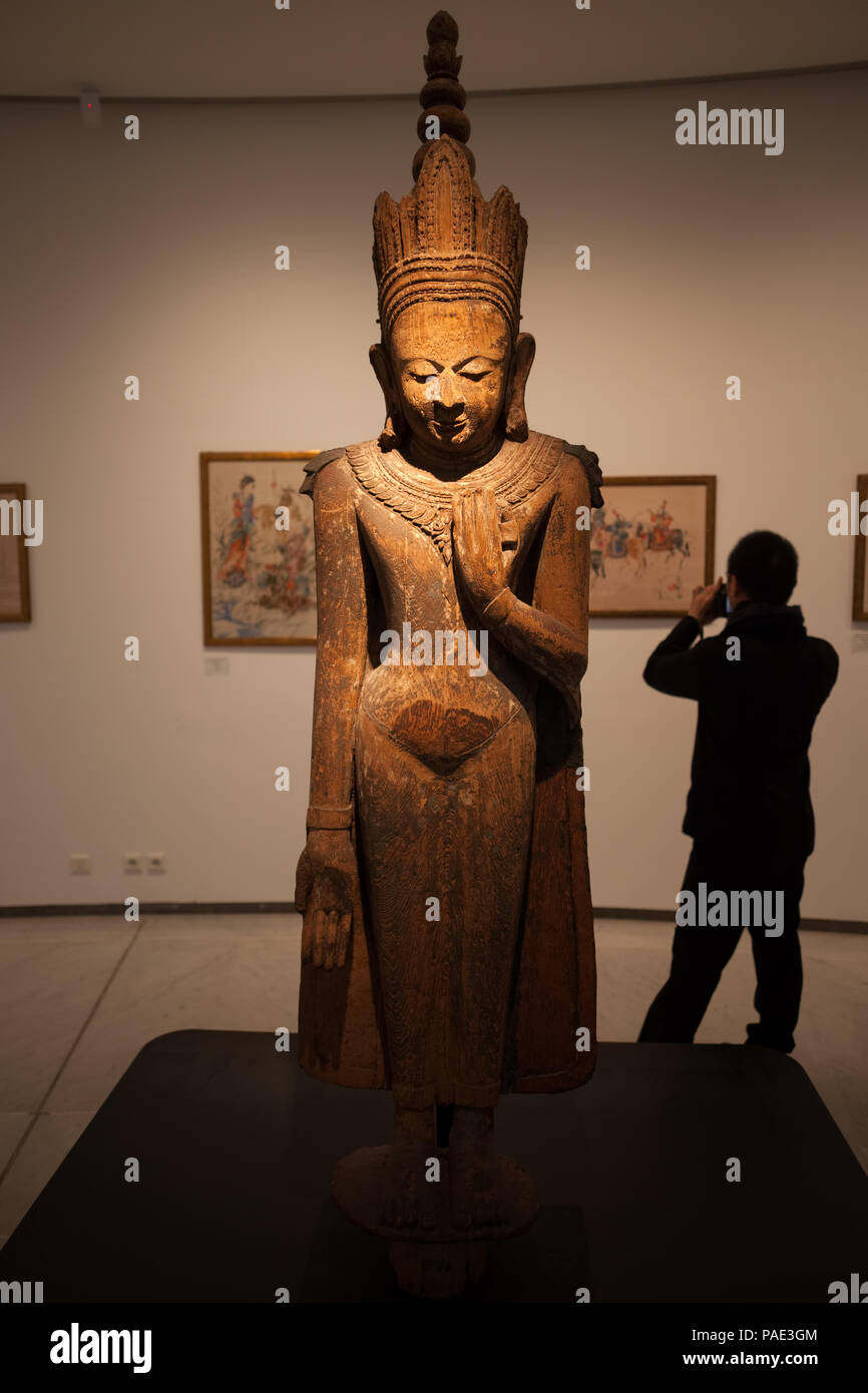 Frankreich, Nizza, Buddha Skulptur im Museum für Asiatische Kunst - Musée des Arts Asiatiques Innenraum Stockfoto