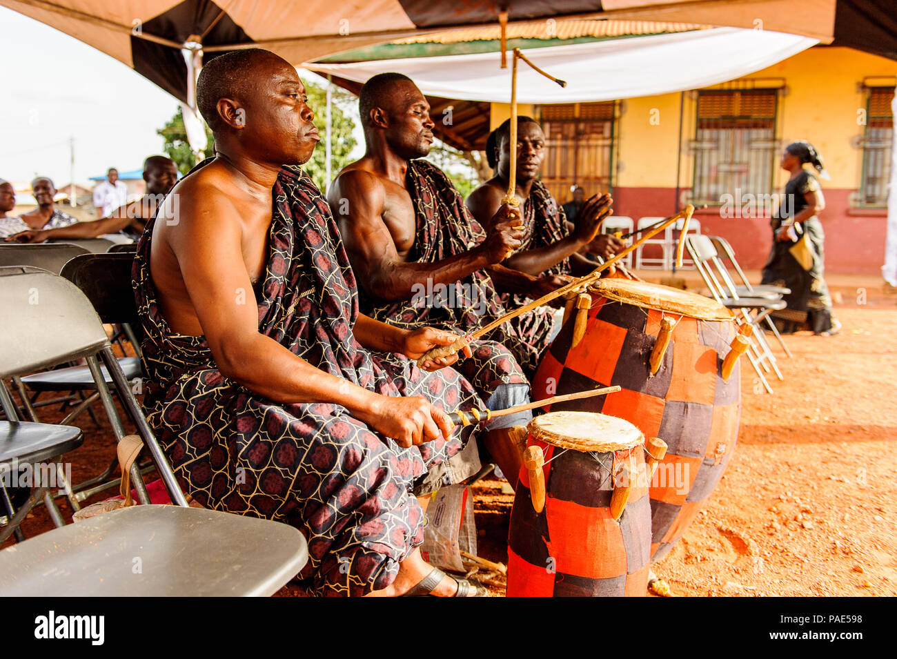Traditional african music -Fotos und -Bildmaterial in hoher Auflösung –  Alamy