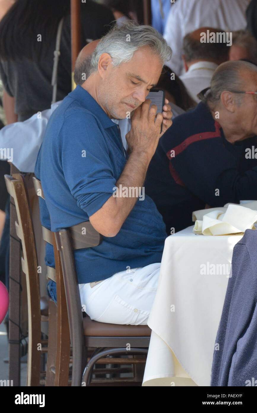 Andrea Bocelli Family -Fotos Und -Bildmaterial In Hoher Auflsung Alamy