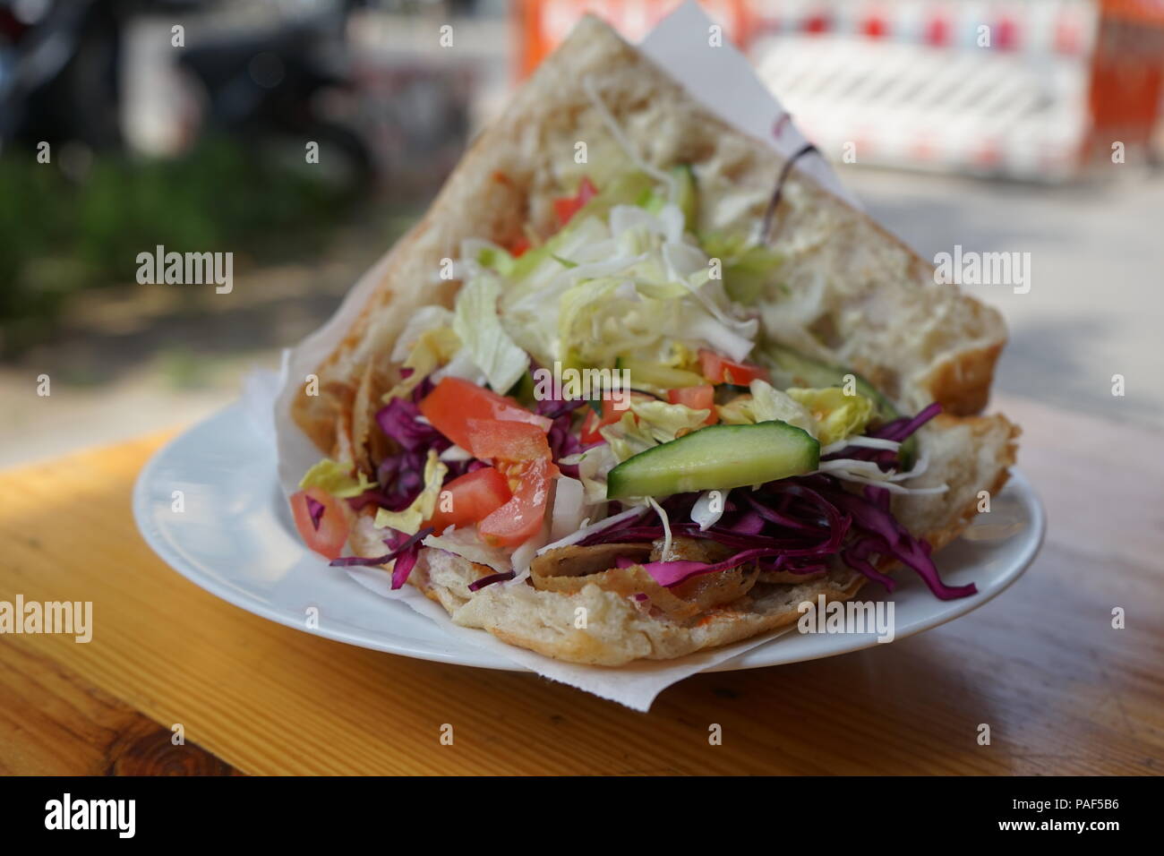 Berlin Döner Kebap/Kebab - Türkische Fast Food Stockfoto