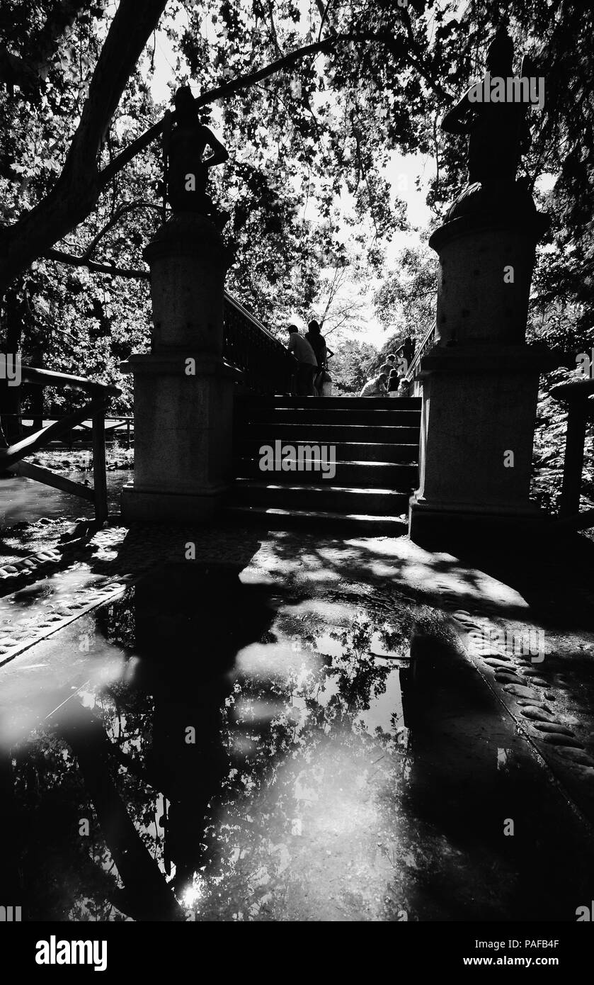 Mailand, Italien - 22 Juli 2018: Brücke der sirenette. Brücke von Meerjungfrau in der Sempione Park in Millano Italien im Sommer Stockfoto