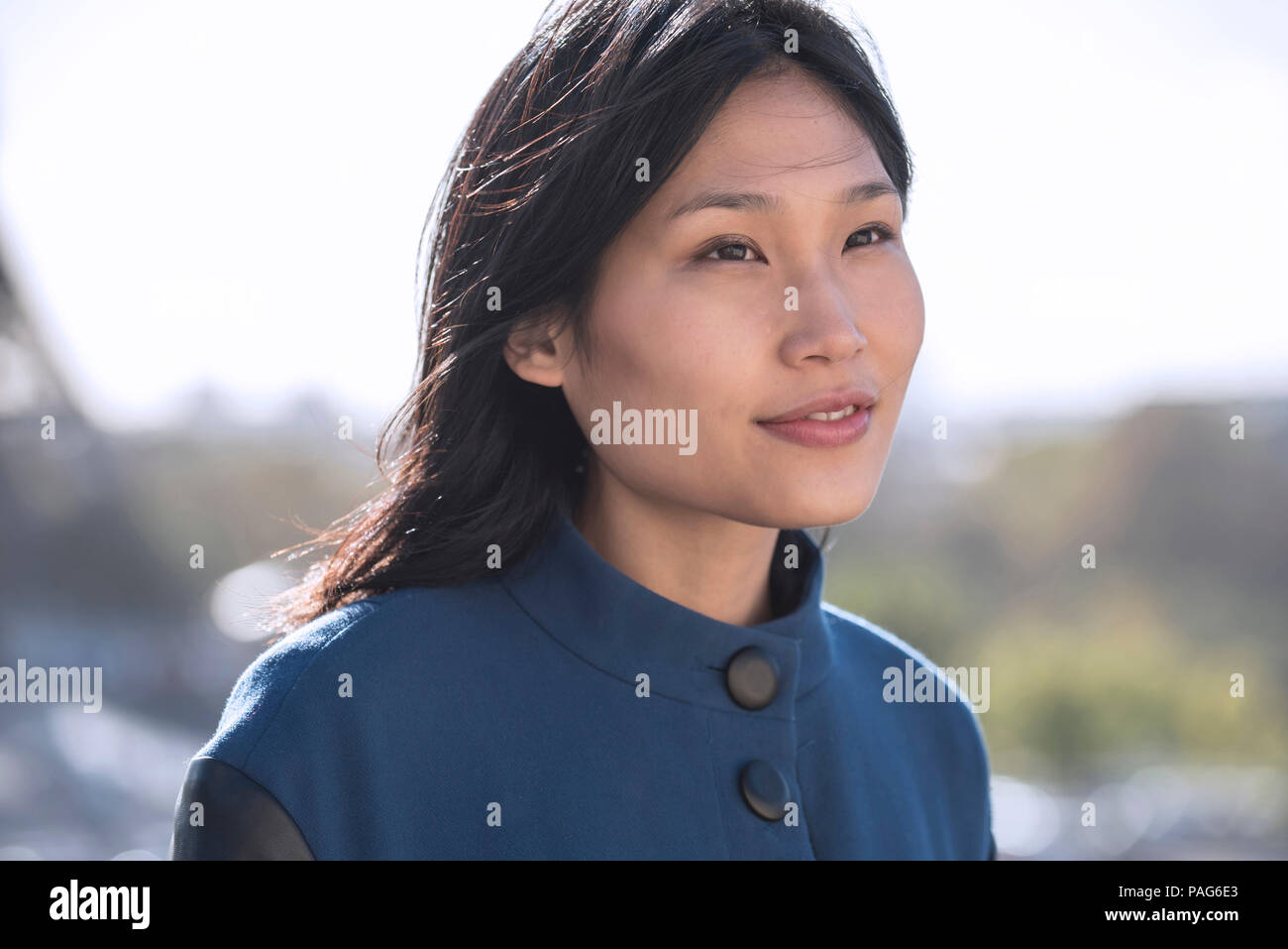 Junge Frau in Nahaufnahme Stockfoto