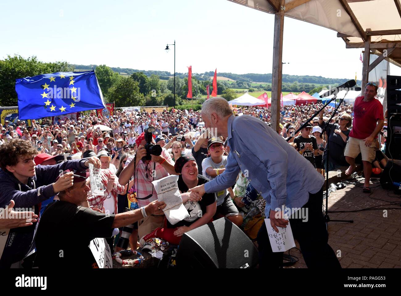 Dorset, Großbritannien. 22. Juli, 2018. Jeremy Corbyn an Tolpuddle Märtyrer Rally, Dorset, UK Credit: Finnbarr Webster/Alamy leben Nachrichten Stockfoto