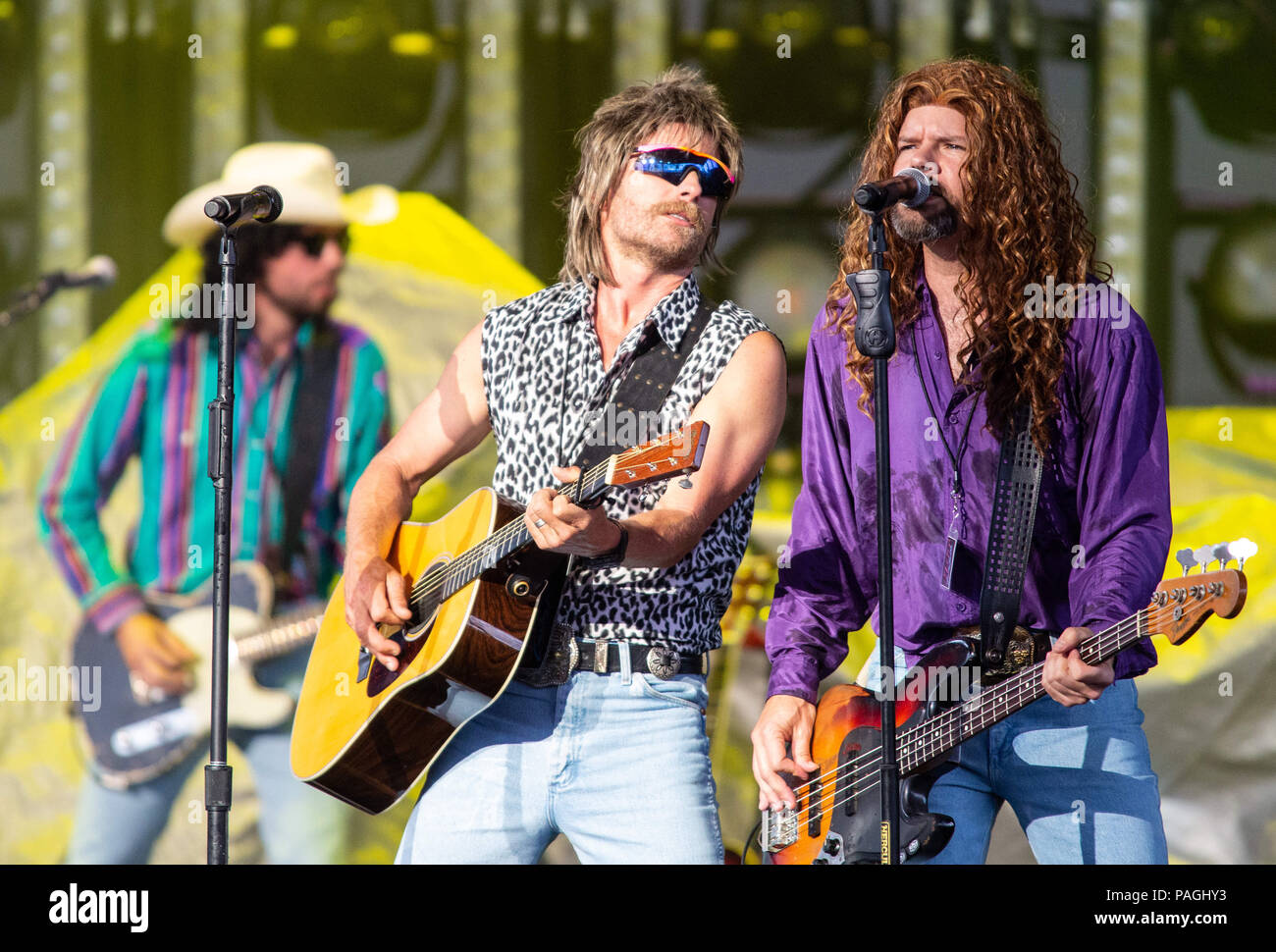 Indianapolis, Indiana, USA. 21. Juli 2018. Dierks Bentley Band die Bolo Jungen Bluegrass Band Perfoms an Ruoff Home Mortgage Music Center am 21. Juli 2018 in Indianapolis, Indiana Credit: Lora Olive/ZUMA Draht/Alamy leben Nachrichten Stockfoto