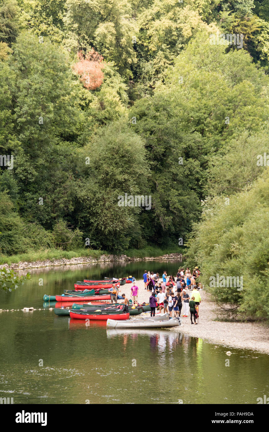 Kanufahrer auf dem Fluss Wye an Symonds Yat, Herefordshire, England, Großbritannien Stockfoto