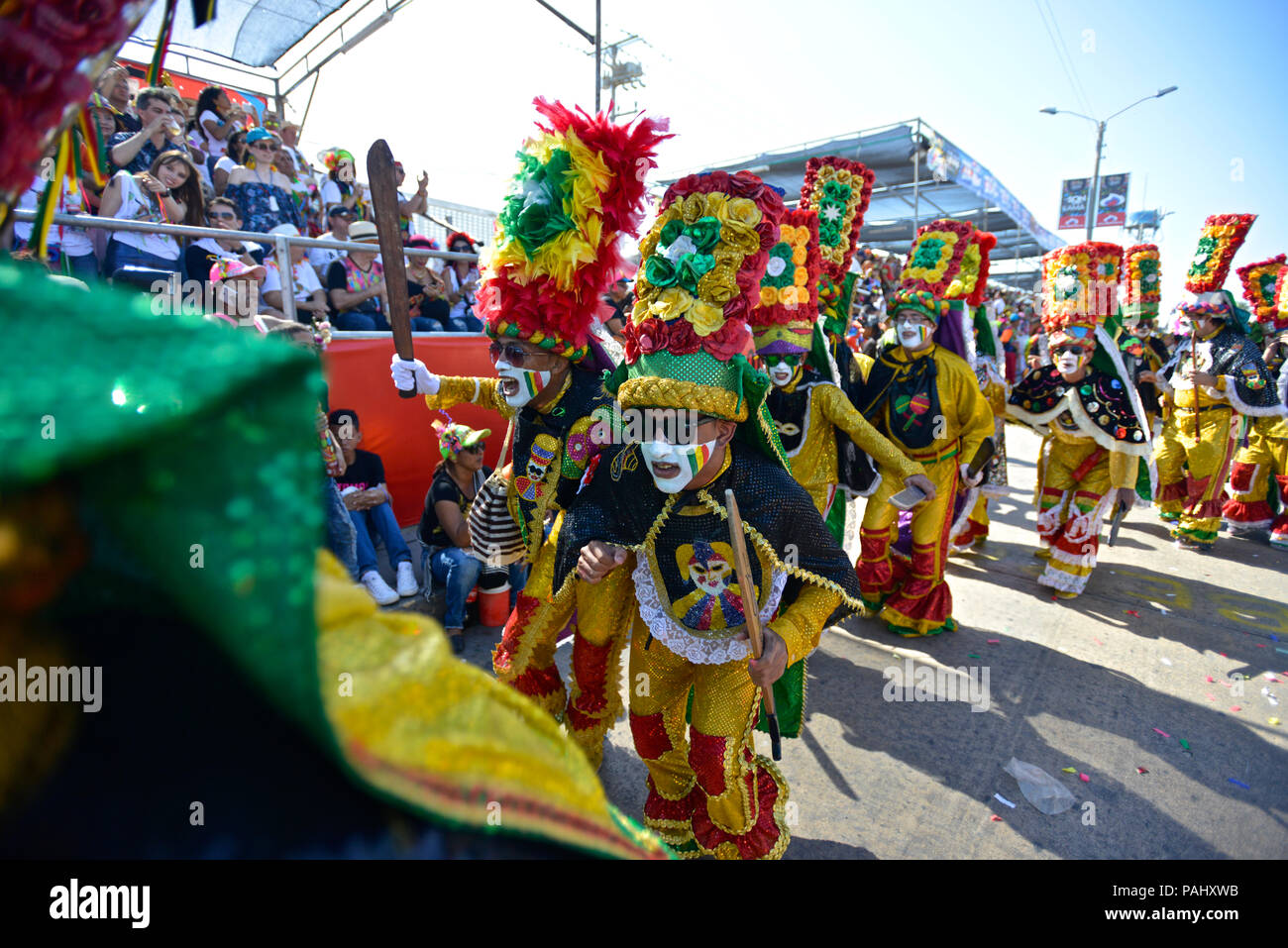 Eine der ältesten Kostüme von El Carnaval de Barranquilla ist der Kongo, Sie sagen, es war von einem einheimischen Krieg Tanz der Kongo, Afrika entstanden. Diese Stockfoto