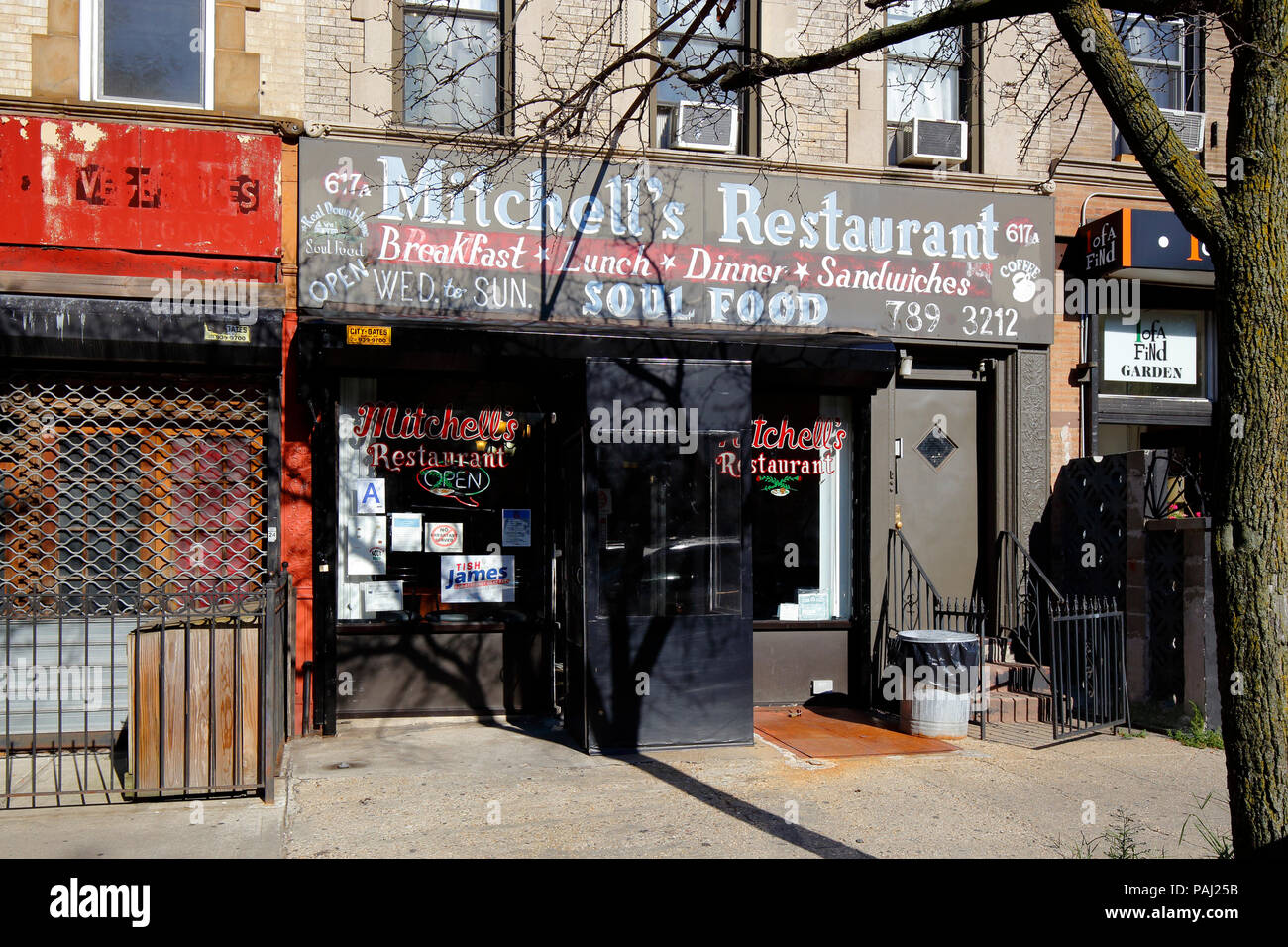 Mitchell's Soul Food, 617 Vanderbilt Avenue, Brooklyn, NY von außen ein Restaurant in Prospect Heights Stockfoto