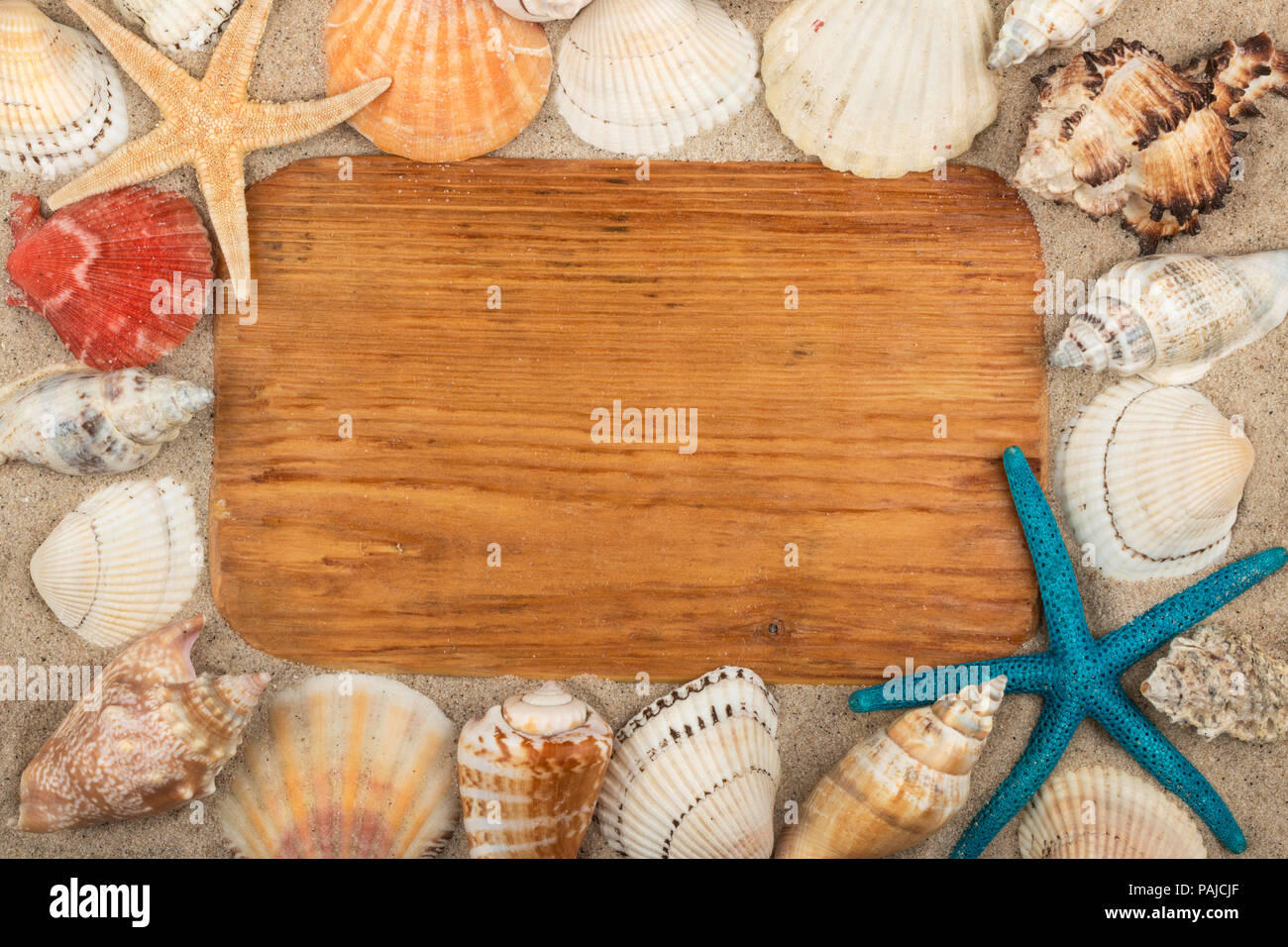 Holzrahmen aus Holz unter den Tanks und Sterne, ein Platz für ihre Kreativität. Ansicht von oben Stockfoto