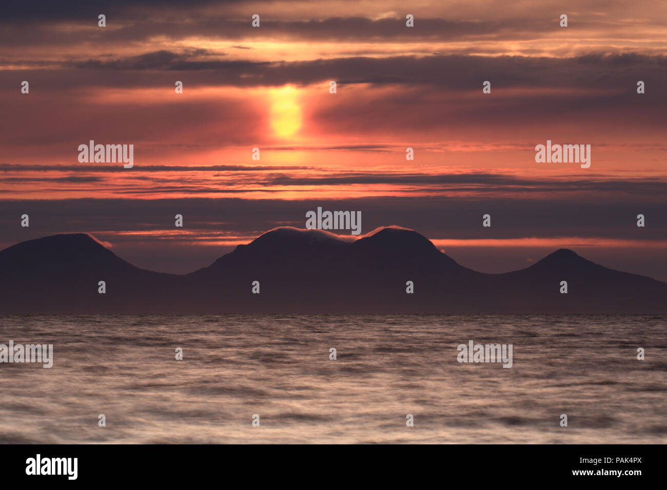 Sound of Jura bei Sonnenuntergang fron Ronachan Punkt Stockfoto