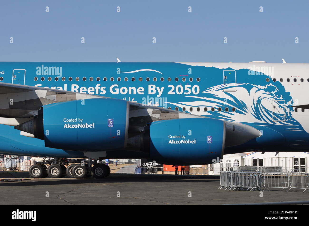 HIFLY AIRBUS A380 IN 'Speichern Livery der Korallenriffe". Stockfoto
