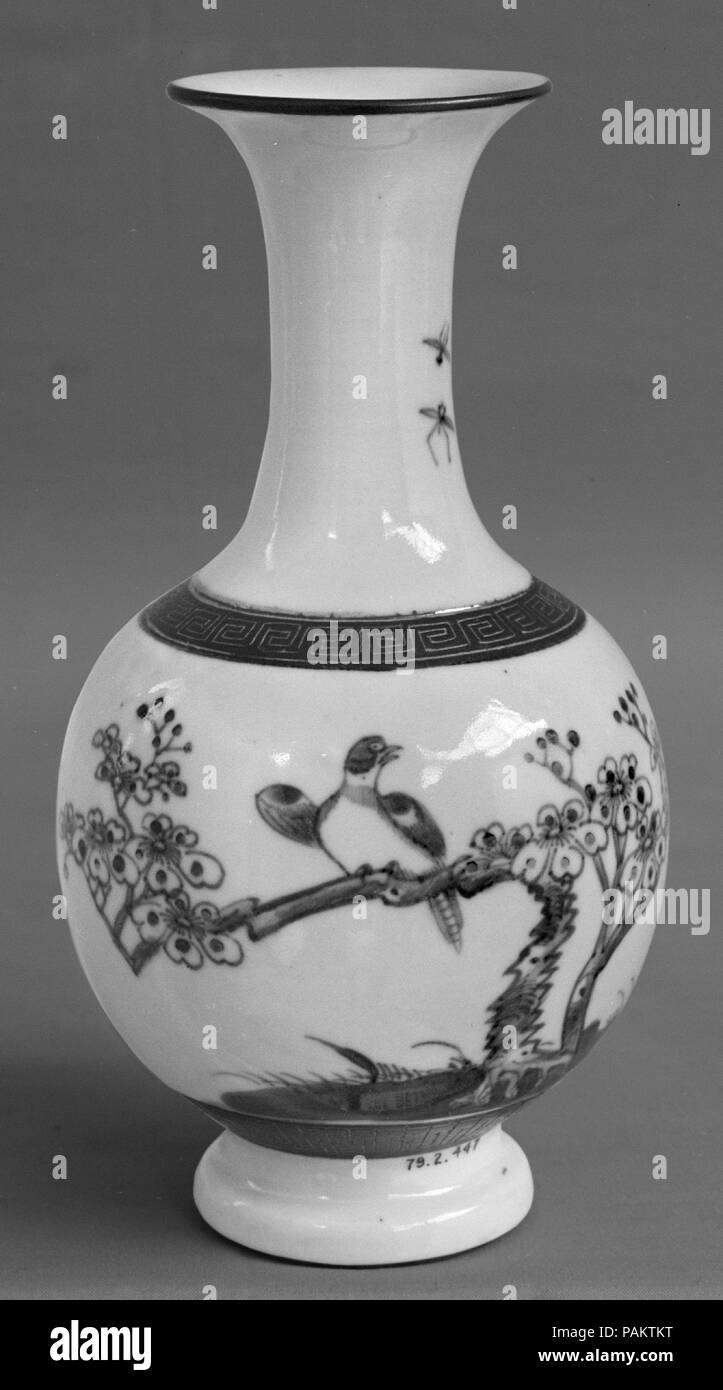 Vase. Kultur: China. Abmessungen: H. 6 3/4 in. (17,1 cm). Datum: Erste Hälfte des 19. Jahrhunderts. Museum: Metropolitan Museum of Art, New York, USA. Stockfoto