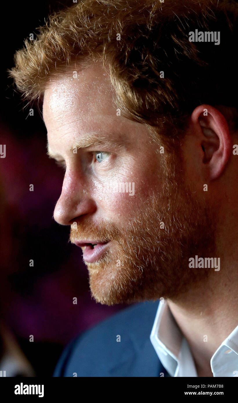 Der Herzog von Sussex trifft sich führende Persönlichkeiten aus der niederländischen Gesellschaft. Bei einem Besuch in Amsterdam. Stockfoto