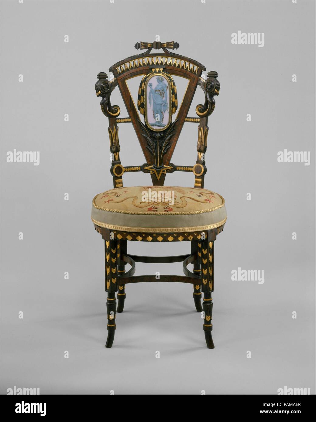 Side Chair. Kultur: American. Abmessungen: 37 x 18 x 18 1/8 in. (94,3 x 45,7 x 45,7 cm). Schöpfer: zugeschrieben Stymus Pottier und Manufacturing Company (aktive Ca. 1859-1910). Datum: Ca. 1875. Museum: Metropolitan Museum of Art, New York, USA. Stockfoto