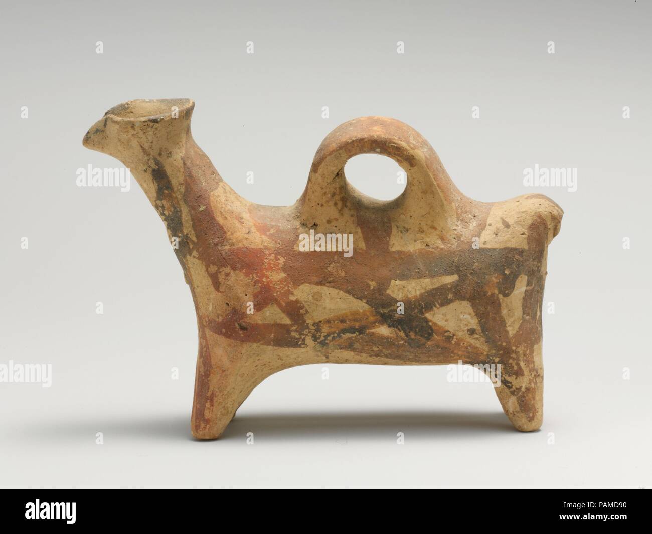 Terrakottaring askos -Fotos und -Bildmaterial in hoher Auflösung – Alamy