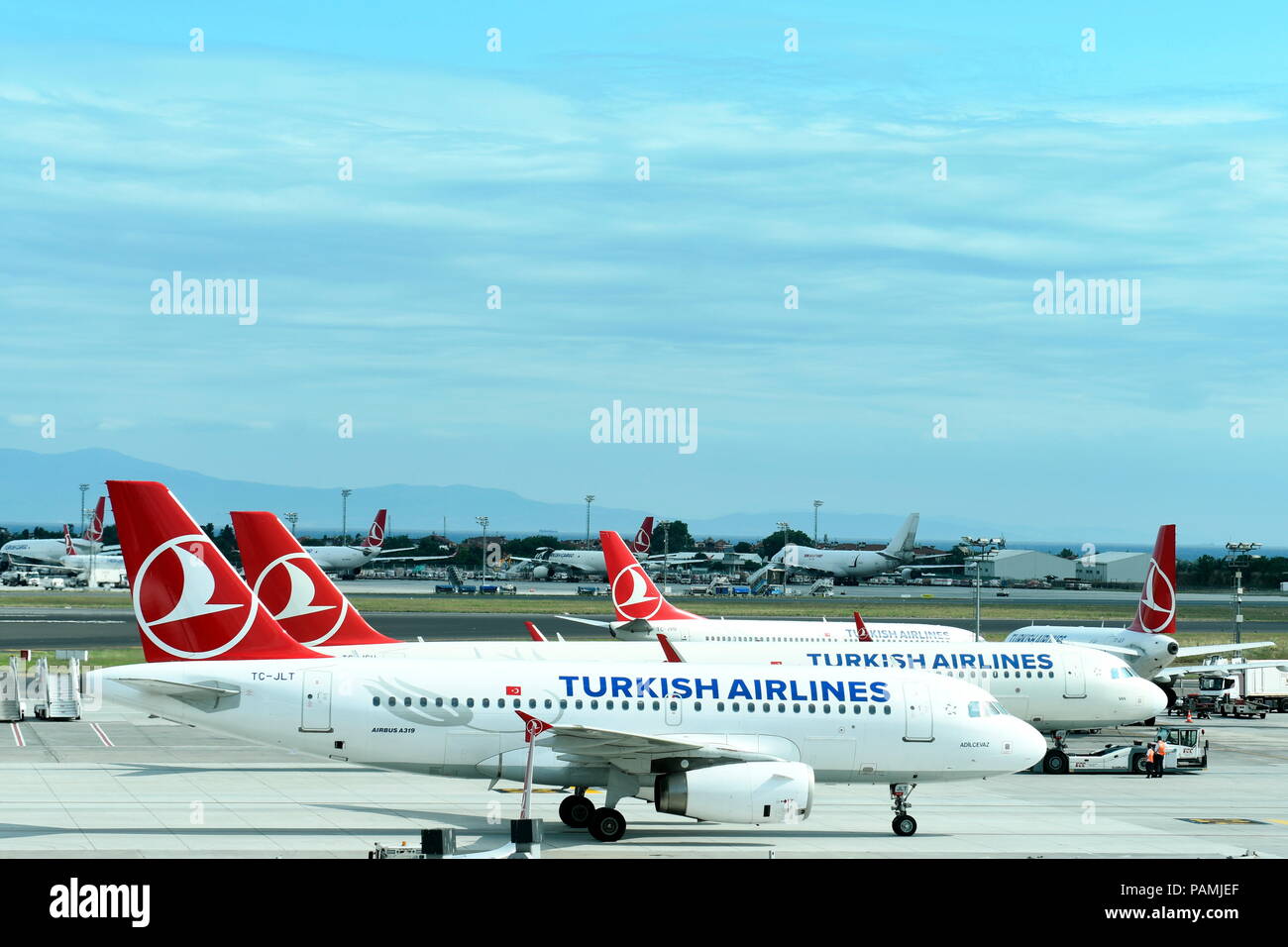 Turkish Airlines am Flughafen Atatürk in Istanbul, Türkei Stockfoto