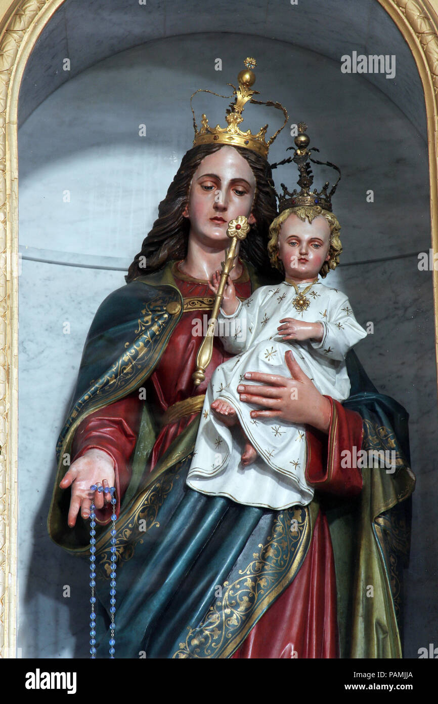 Unsere Liebe Frau vom Rosenkranz, Altar in der Kirche des Hl. Nikolaus in Vela Luka, Kroatien Stockfoto