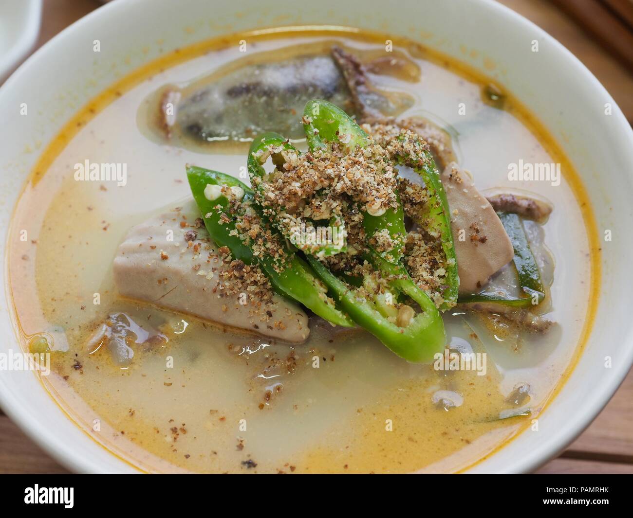 Koreanisches Essen Eisbecher Suppe, Eisbecher gukbap Stockfoto