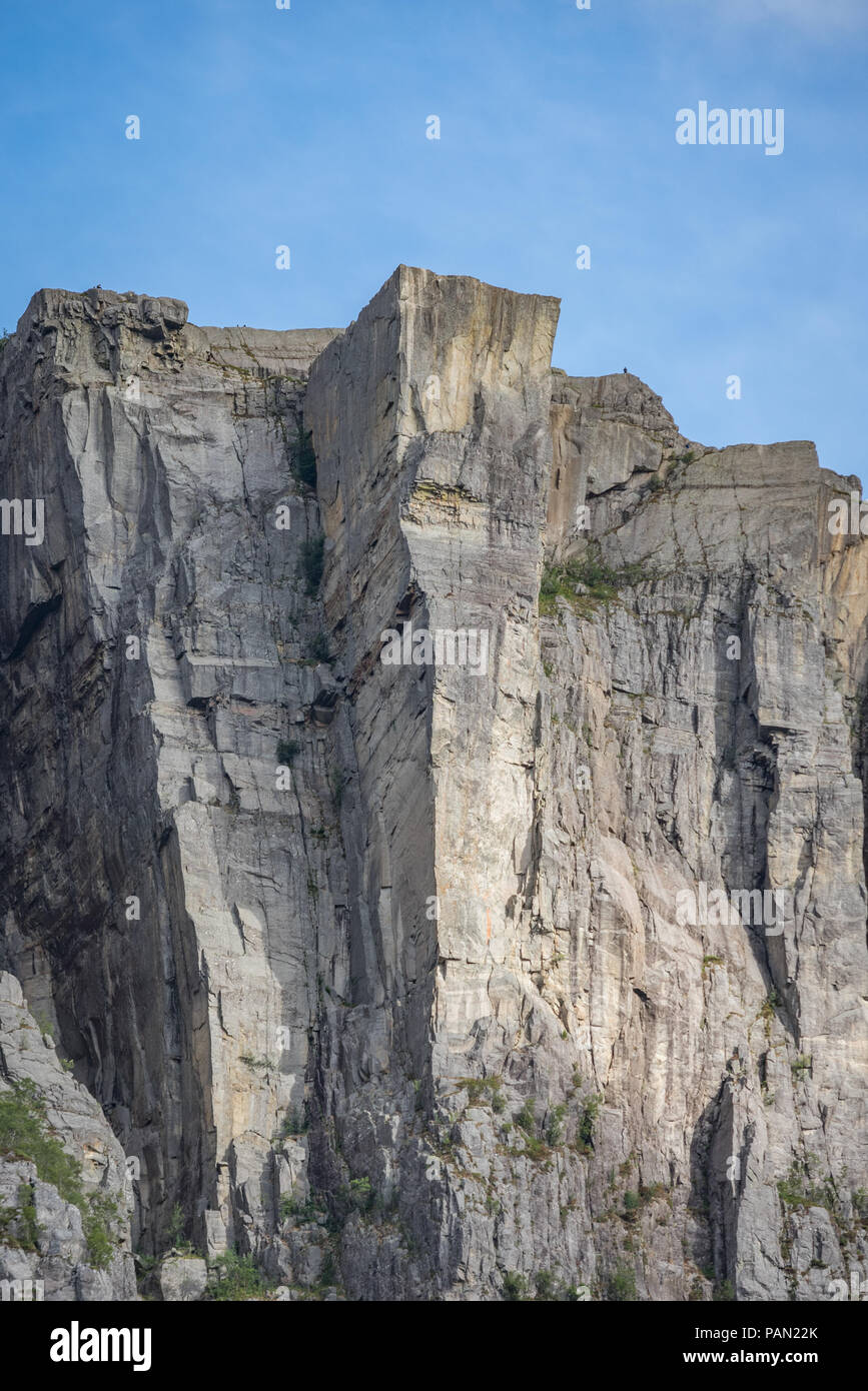 Preikestolen Von Lysefjord Unten Stockfotografie Alamy