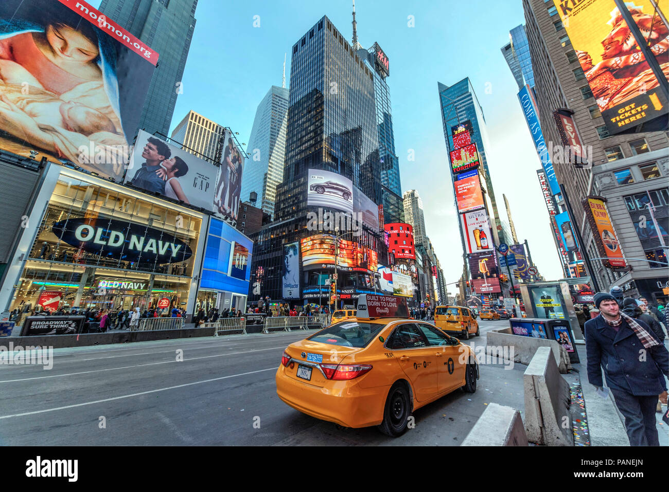 Times Square, Midtown, Manhattan, New York City, New York, USA, January 02, 2018    Photo © Fabio Mazzarella/Sintesi/Alamy Stock Photo Stockfoto