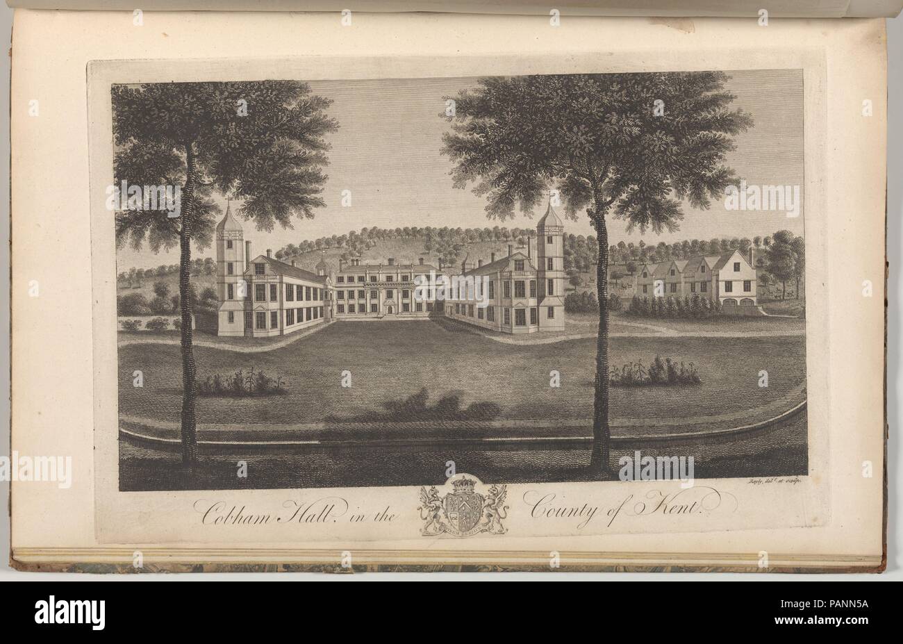 Cobham Hall in der Grafschaft Kent, von der Geschichte und topographische Vermessung der Grafschaft Kent, Bde. 1-3. Artist: gezeichnet und von John bayly (Briten, aktive 1755-1782) geätzt. Abmessungen: Buch: 17 5/16 × 11 × 13/16-in. (44 × 28 × 2 cm) Blatt: 16 15/16 x 10 5/8 in. (43×27 cm) Platte: 10 1/16 x 14 in. (25,5 × 35,5 cm). Datum: 1777-90. Platte 39, Bd. I, Sitz der Rechten Hon. Der Graf von Darnley. Siehe 2014.599.1-.30 für Kommentare. Museum: Metropolitan Museum of Art, New York, USA. Stockfoto