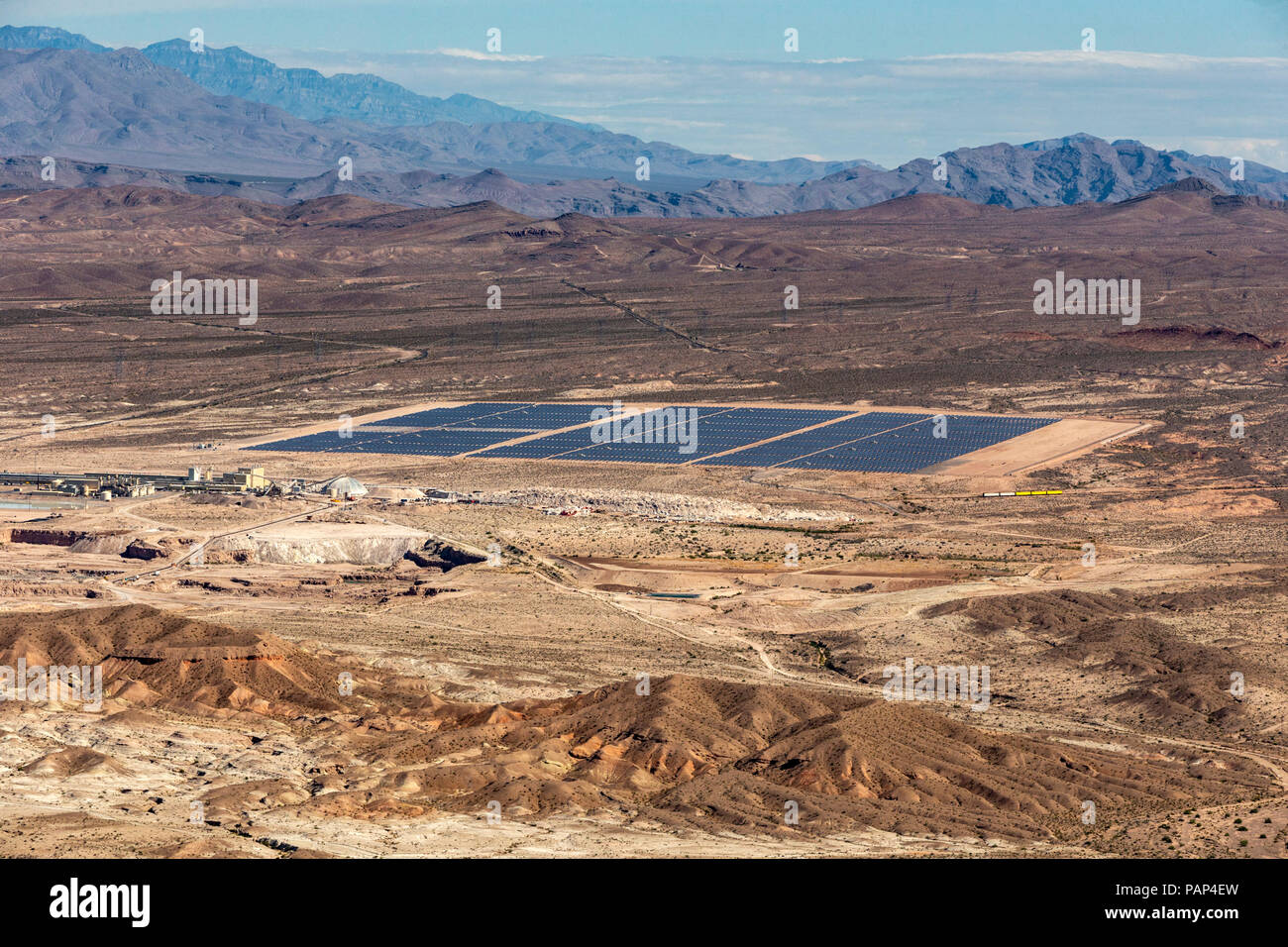 Solar Power Bank, Las Vegas, Nevada, Vereinigte Staaten von Amerika, Dienstag, 29. Mai 2018. Stockfoto
