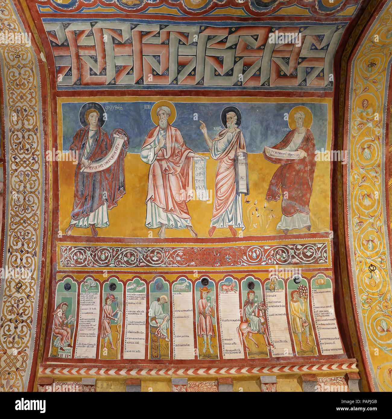 BOMINACO Caporciano (AQ), Italien - 24. AUGUST 2017: Oratorium von San Pellegrino in der Abtei Santa Maria. Stockfoto