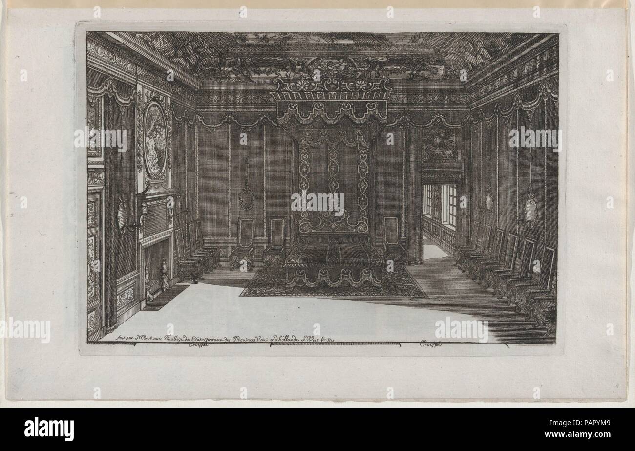 Interieur mit einem Himmelbett und eine Reihe von Stühlen entlang ... Interieur mit einem Himmelbett und eine Reihe von Stühlen entlang ...